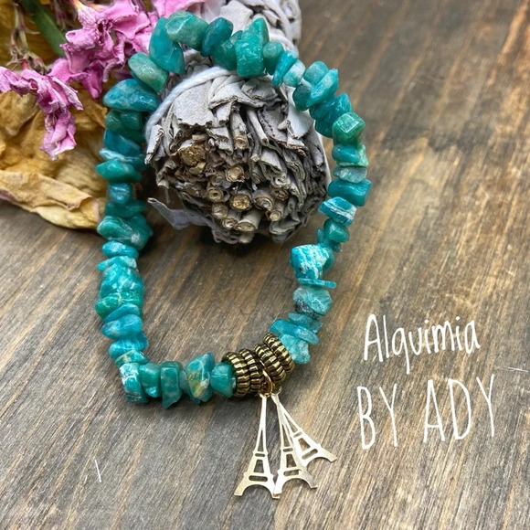 Amazonite in green gold charms bracelet/success and abundance heling crystal - Picture 1 of 4